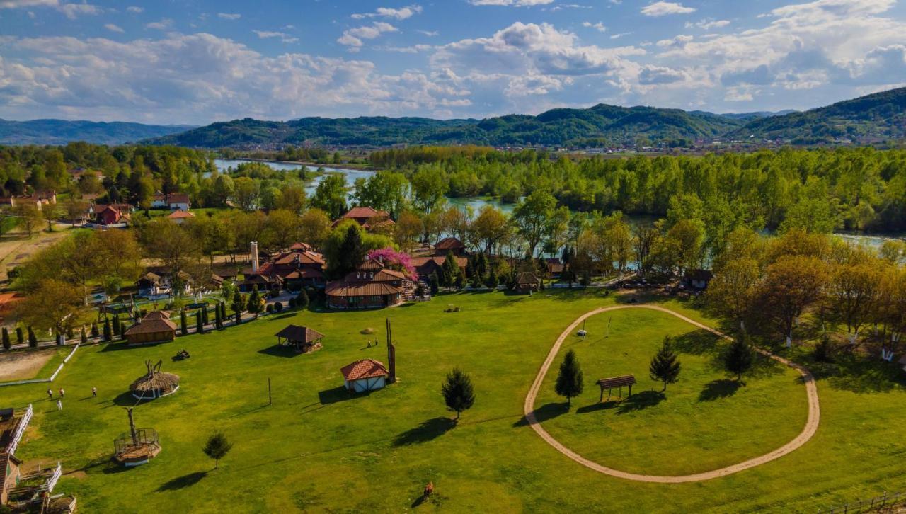 Banja Koviljača B&B Etno Village Suncana Reka المظهر الخارجي الصورة